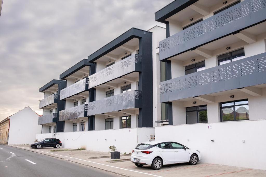 Bb Residence Arad Exterior photo